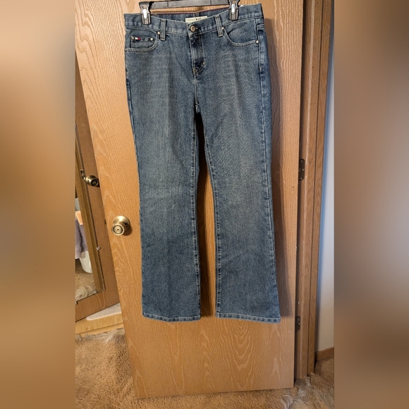 Vintage - Tommy Hilfiger - Low Rise Flare Jeans - Size 10 - Picture 2 of 7